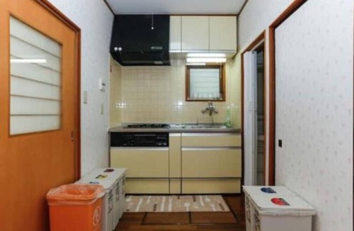 Nishi-Shinjuku House | Lovely 3-bedroom bungalow Near Shinjuku Central Park with AC