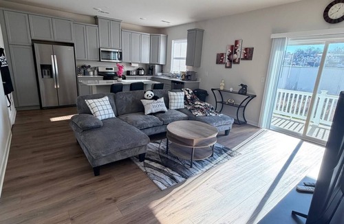Bridgeport House | Lovely 3-bedroom townhome with AC in charming Bridgeport