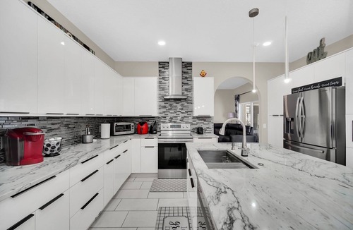 Crescent Lakes House | Lovely 4 Bed Pool Home with Game Room-5334CVL