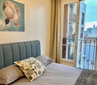 Charonne Apartment | Lovely Appartement-2rooms-6p sunshine-quiet-subway