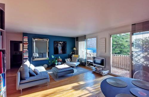 Saint-Fargeau Apartment | Lovely Artist Appartment