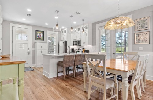 Laurel Grove House | Lovely Beach Cottage w/6-Seat GOLF CART! Pool, Beach Tram, Golf Course Views
