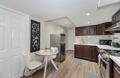 Brampton Apartment | Lovely Cozy Private Appartment