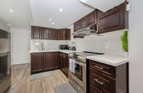 Brampton Apartment | Lovely Cozy Private Appartment