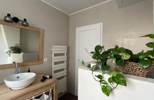 Plaisance Apartment | Lovely haussmannian flat in Montparnasse
