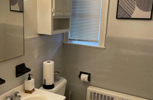 Trenton Apartment | Lovely two bedroom apartment in Historic Trenton.