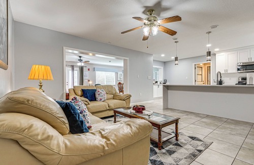 Lutz House | Lutz Home ~ 14 Mi to Downtown Tampa