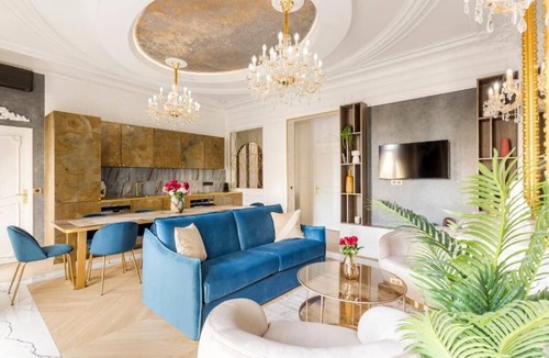 Saint-Gervais Apartment | LUX - IMMERSE YOURSELF IN PARISIAN GRANDEUR WITH THE EXQUISITE - LE MARAIS