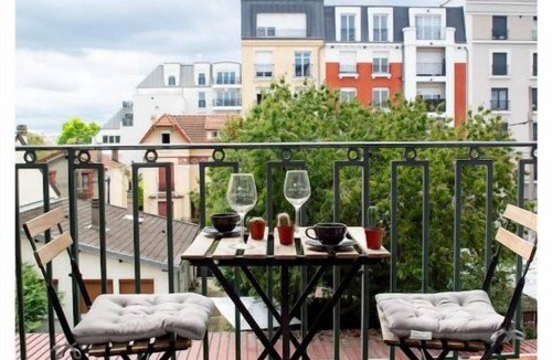 Le Bourget Apartment | Luxe CDG, free parking, opposite the exhibition center and Le Bourget airport
