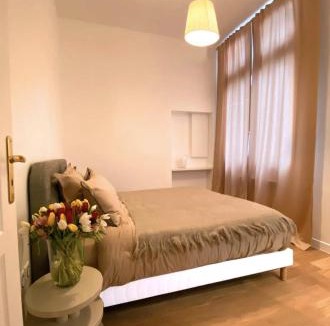 Saint-Vincent-de-Paul Apartment | Luxueux Appartement - Centre de Paris