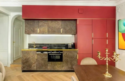 Bonne-Nouvelle Apartment | Luxurious 4-Bedroom Apartment Between Louvre and Marais District