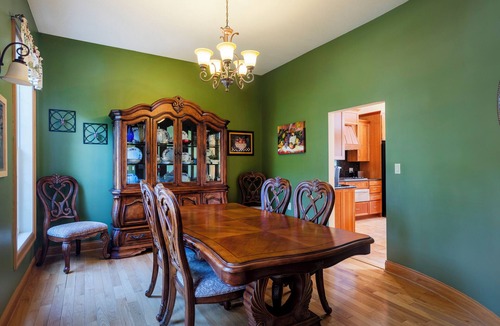 Montour Falls House | Luxurious 5-bedroom 4,000 square foot home