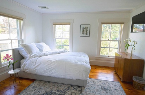 State College House | Luxurious Farmhouse - 8 mins to Beaver Stadium