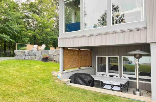 Kingston House | Luxury 1000 Island's Waterfront Home