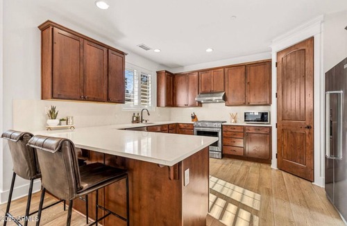 Flagstaff House | Luxury 3-bedroom +den house with AC among Ponderosa pines Flagstaff
