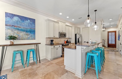 Villa Lago House | Luxury 3BR Beach House w/SIX Seat GOLF CART! Near Pool. Covered Patio. Tram.