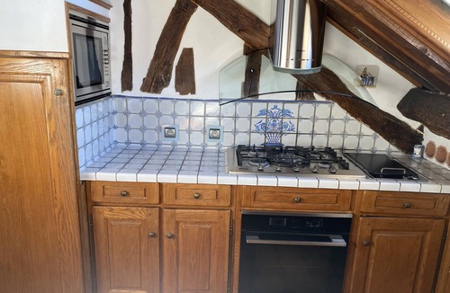 Marais Apartment | Luxury Affordable Vacation Home in Paris, Marais