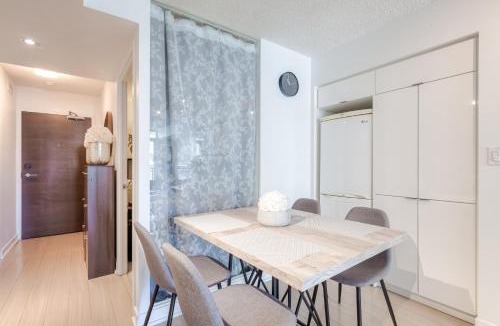 CityPlace Apartment | Luxury Apartment-5 Min CN Tower