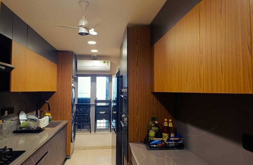 Jogeshwari East Apartment | Luxury Apartment at Oberoi Maxima Near Airport Andheri Mumbai