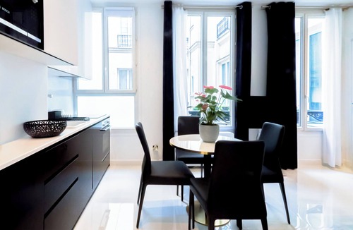 Champs-Elysees Apartment | Luxury Apartment Les Champs-Élysées