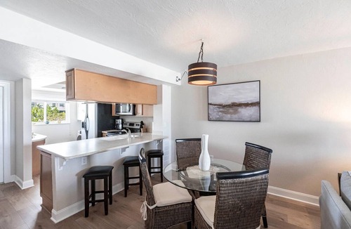 Laguna Shores Condo | Luxury Beachfront Condo