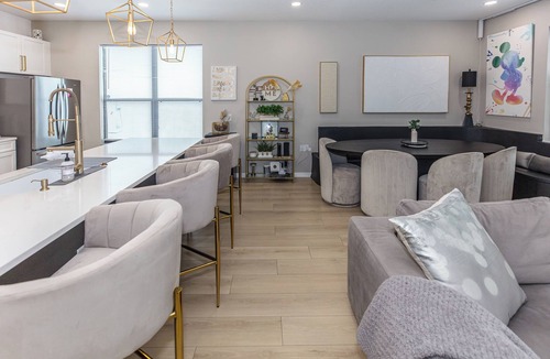 Windermere House | Luxury Family Escape ● Library ●Near Disney
