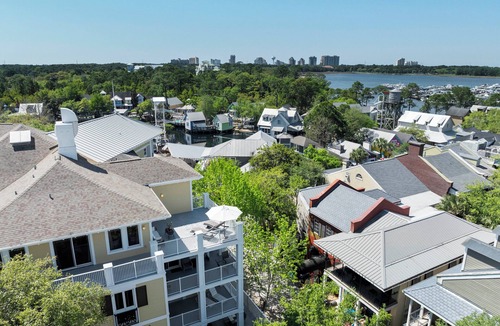 Baytowne Wharf Condo | Luxury Gulf Bay-View 2BR Private Balcony Sandestin Resort Pools, Beach & Dining