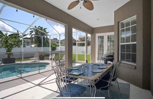 Lakeland House | Luxury Heated Pool Home, Hot tub, King bed suite