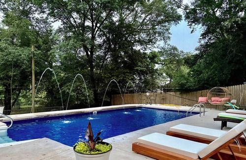 Starkville House | Luxury home, minutes from MSU campus