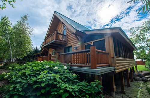 Zurich House | Luxury Lakefront Property w/private beach