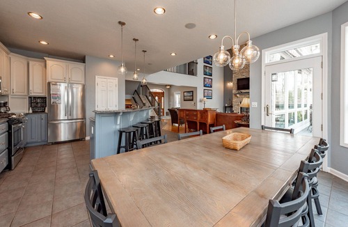 Thayerville House | Luxury Lakefront w/Hot Tub & Rec Room