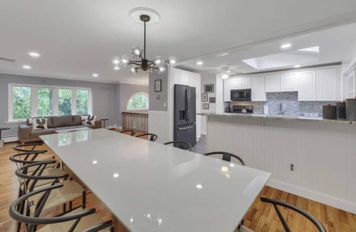 Monroe House | Luxury Living and Lush Grounds: Your Private Oasis!