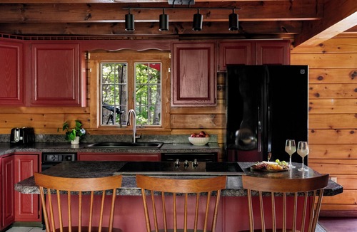 Locust Lake Village Cabin | Luxury Log Cabin - Lake Hot Tub Sauna Dog Friendly