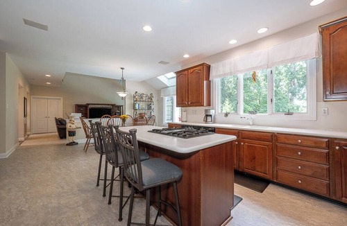 Gradyville House | Luxury Retreat Near Philly – 250th Celebration, All-Star & Major international sporting event