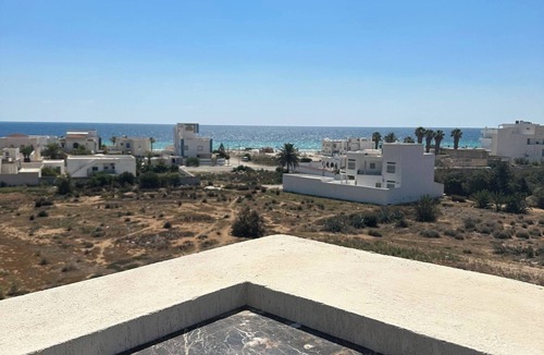 Rejiche Apartment | Luxury Rooftop Wifi, Ac, Outdoor Barbecue
