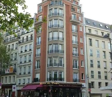 Arsenal Apartment | Luxury Stay Paris Place des Vosges