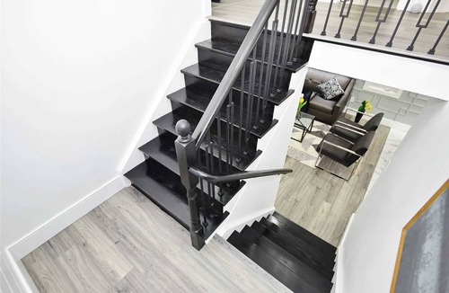 Brampton House | Luxury Sweet Home Away From Home + Free Parking