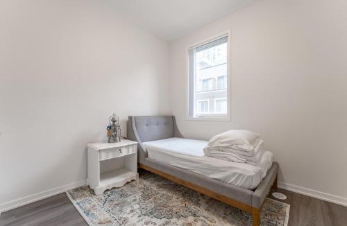 Vaughan House | Luxury Townhouse in Vaughan