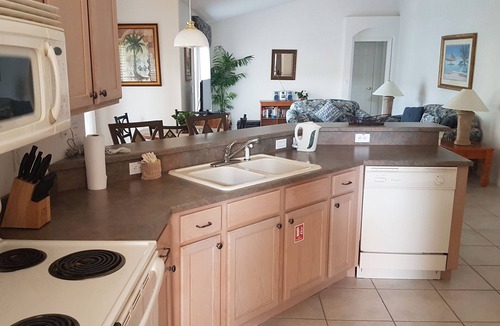 Orange Tree House | Luxury Vacation Home Near Disney