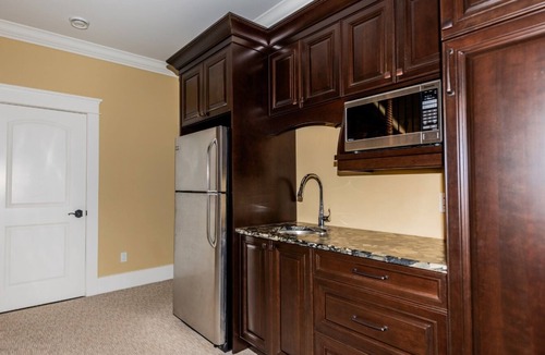 Prince Edward House | Luxury Vacation Rental Home in Prince Edward County Ontario