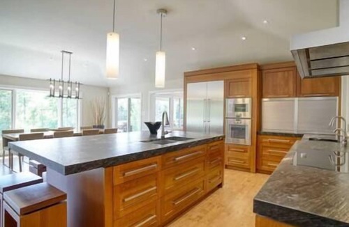 Cambridge Villa | Luxury Villa for Accommodation & Events