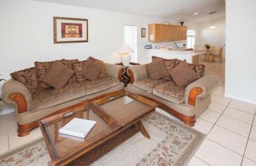 Creekside House | Magical Creekside Villa - Three Bedroom Home