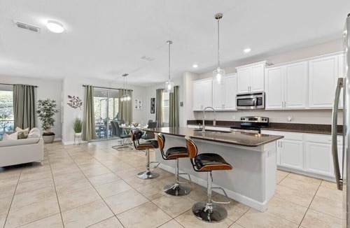 Lindfields Villa | MAGICAL DREAM HOUSE. PARADISE PALMS RESORT DISNEY.