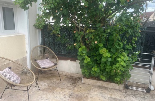 Livry-Gargan Apartment | Magnificent apartment with jacuzzi and private terrace just a few metres from the canal