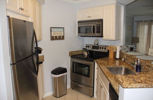 Midtown Ocean City Condo | Magnificent Bay View! Luxurious Condo, Your Home-Away-From-Home, Makai #316