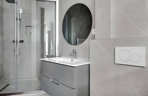 15th Arrondissement Apartment | Magnificent loft Porte Versailles & Champs de Mars