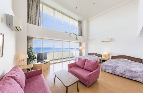 Miura Hotel | Maholova Minds Miura