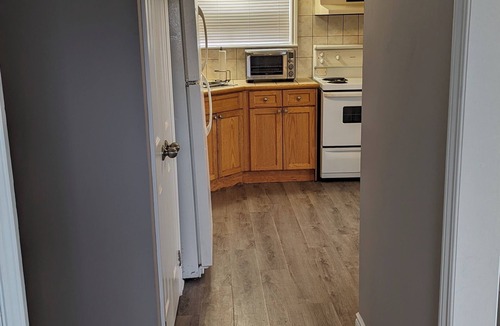 Brampton Apartment | Main floor of a Bungalow
