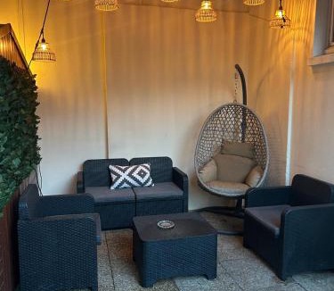 Drancy House | Maison cosy et jardin verdoyant