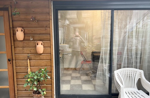 Villejuif House | Maison en Centre Ville, Avec Jardin, 6 Personnes, Métro, Tram, bus